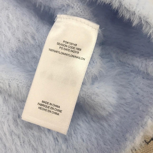 💥 Splendid Fuzzy V-Neck Dolman Pullover Sweater - Picture 7 of 7